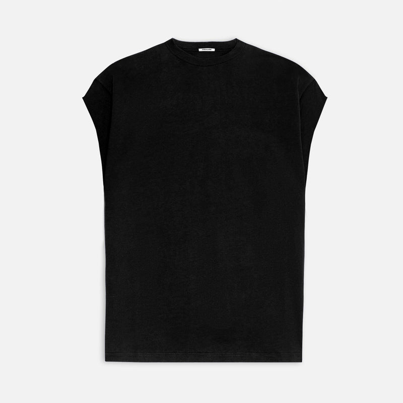 Sleeveless T-shirt